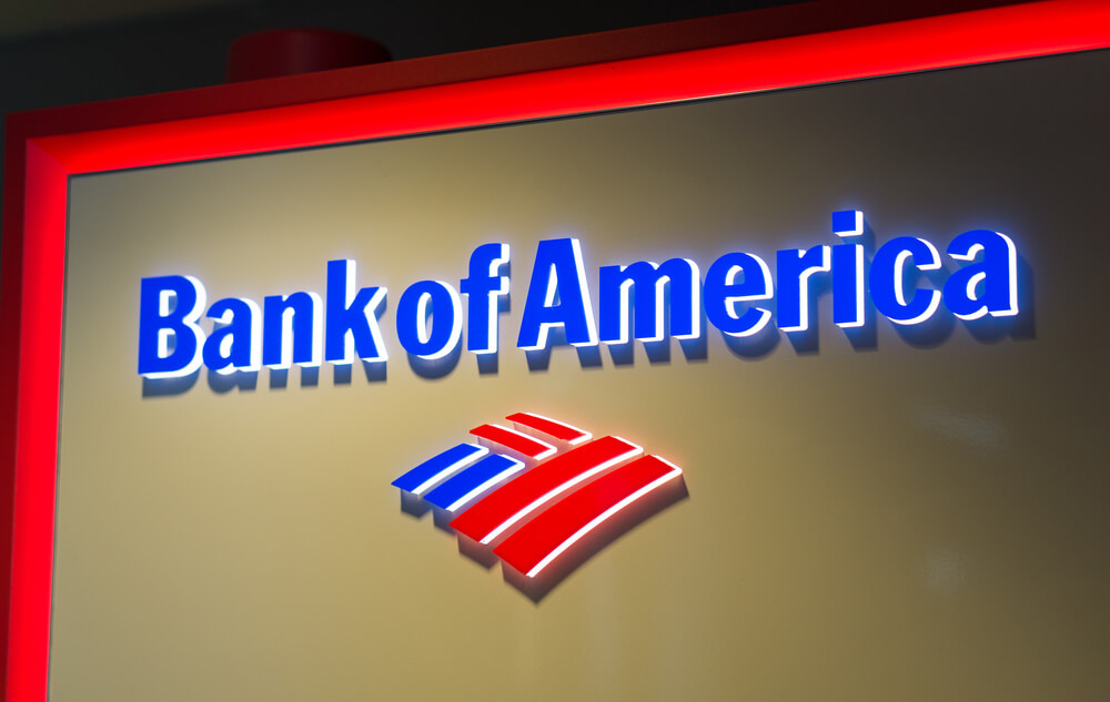 Don’t Follow Buffett Now: Rating an American Financial Giant