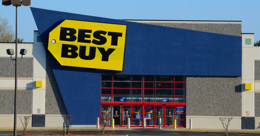 Best Buy Has Massive Quarterly Sales Jump but Outlook Weighs on Shares