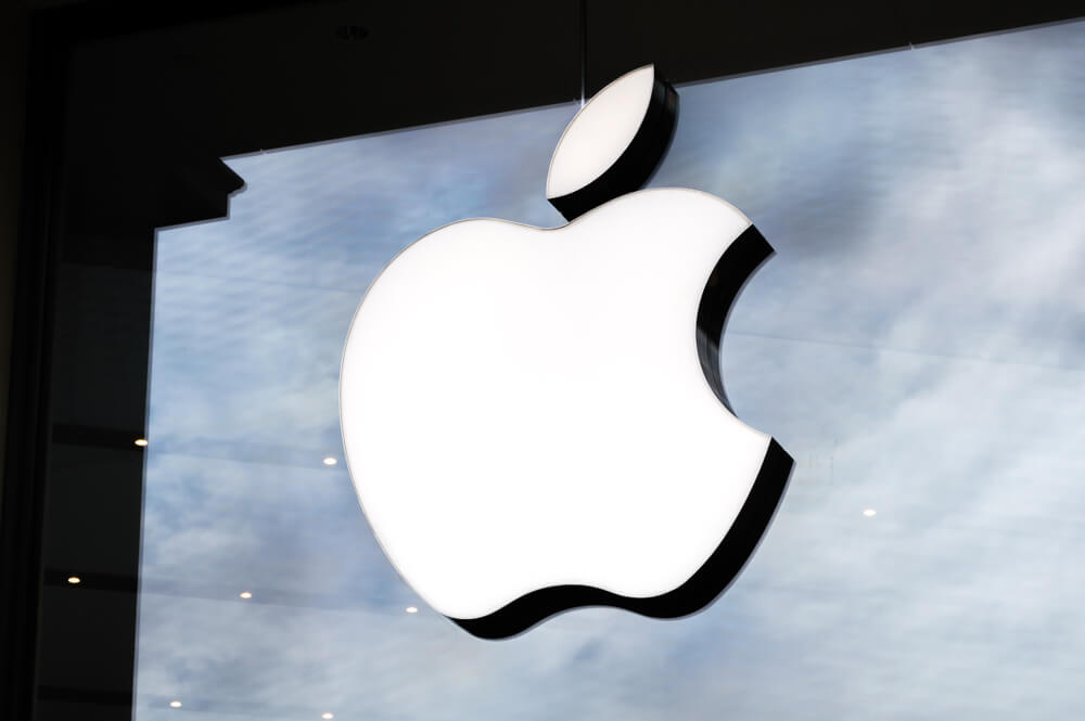 Trump: Apple Can Avoid Tariffs by Shifting Production to US