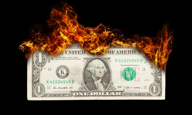 BlackRock CEO: Deficit, Trade War Will Soon Send US Dollar Crashing