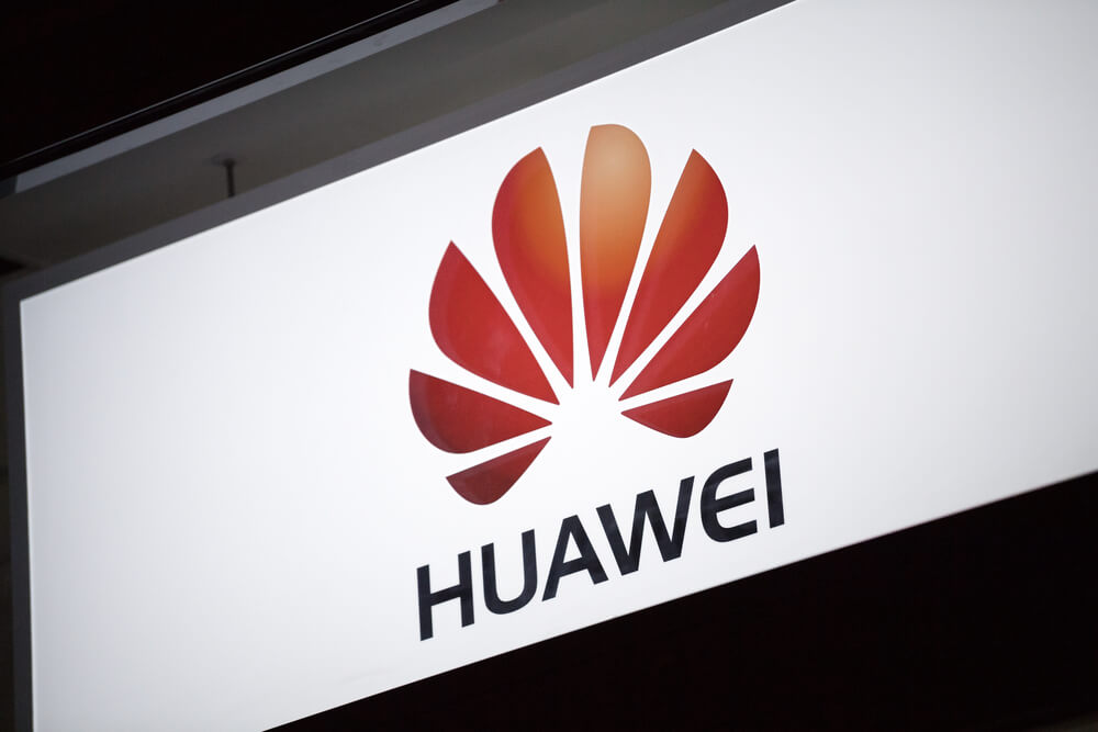 Wall Street Wake-Up: US Pressures Huawei, Airfare Derivatives and Stocks to Watch