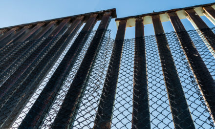 Trump border wall