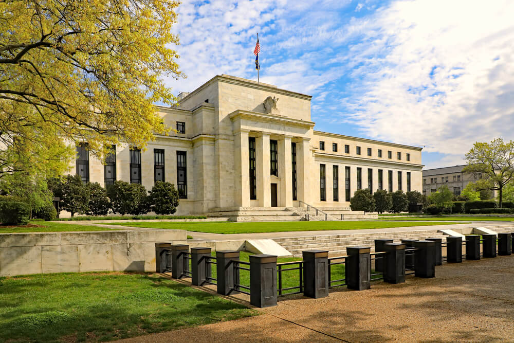 Fed: Future Hikes Unclear as Officials Grapple Volatile Market, Trade Tensions