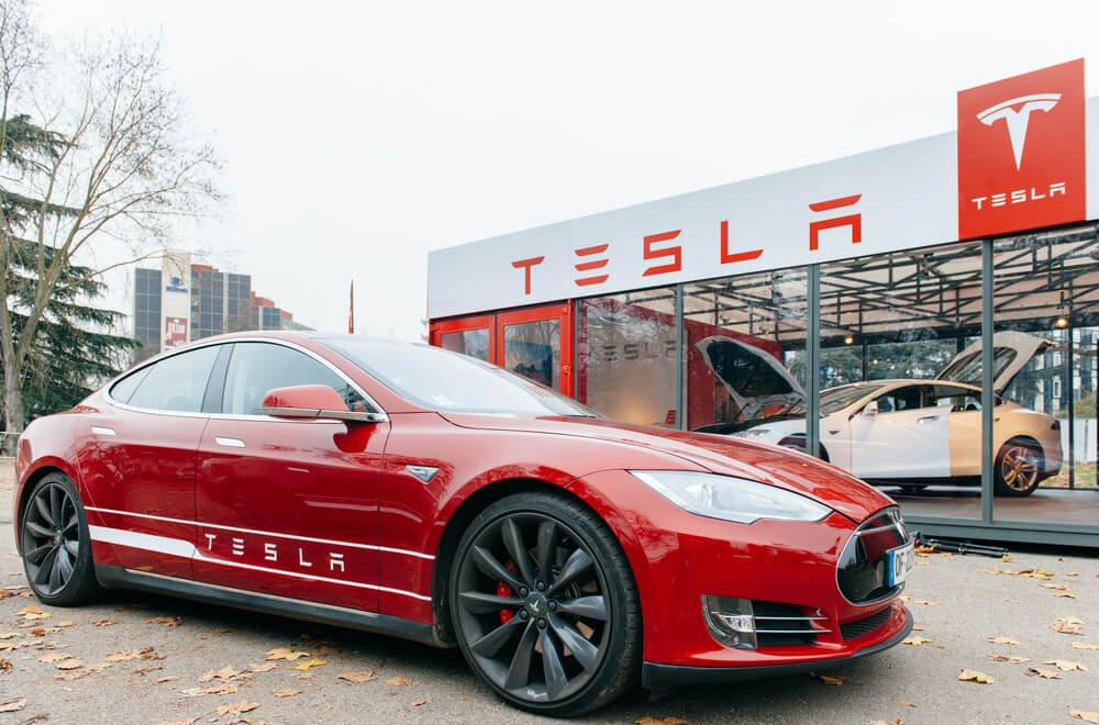 Tesla in the Toilet: Carmaker Shocks Wall Street With Q1 Losses of $702M