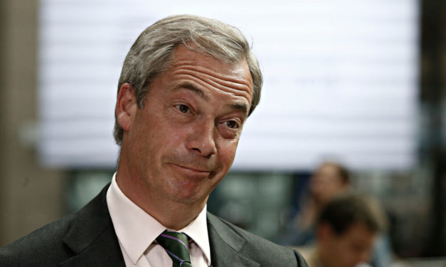 Farage Vows Brexit Party Support in Elections if PM Johnson Drops New Deal