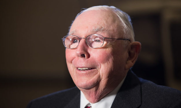 Munger Calls Out Wall Street’s BS Earnings, ‘Wretched Excess’ Threatens Markets