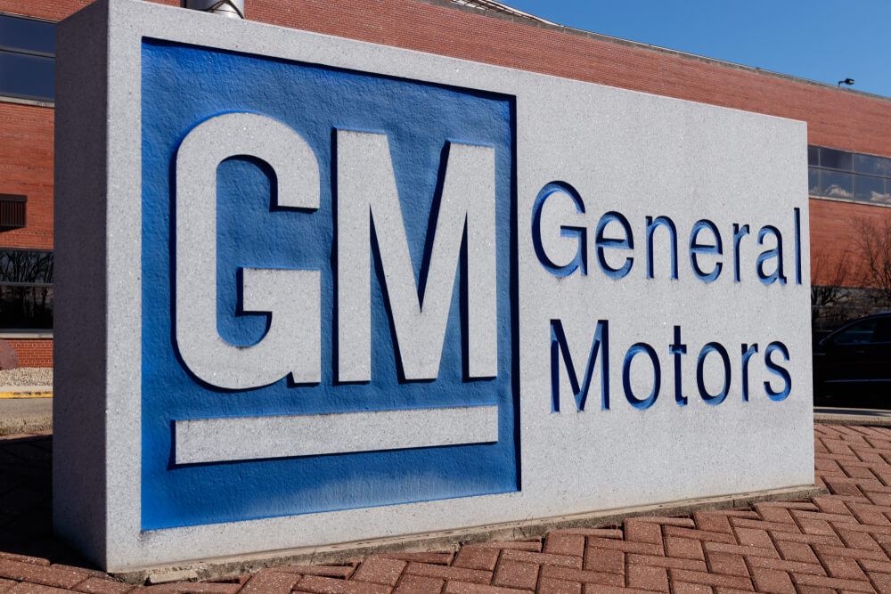 GM Reeling From Strike, Lays Off 1,200 Canadian Workers Temporarily
