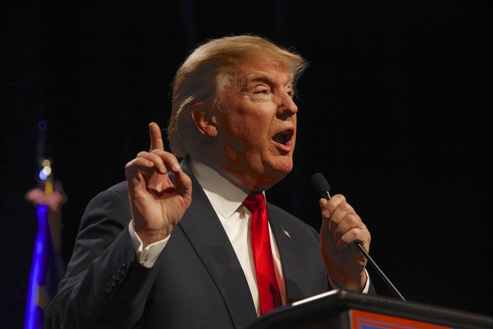 Trump Back to Attacking the Fed, Wants Rate Cut to Give Economy ‘Rocket’ Boost