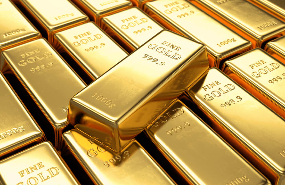 Firm Predicts Gold Will Outperfom S&P 500 in 2020