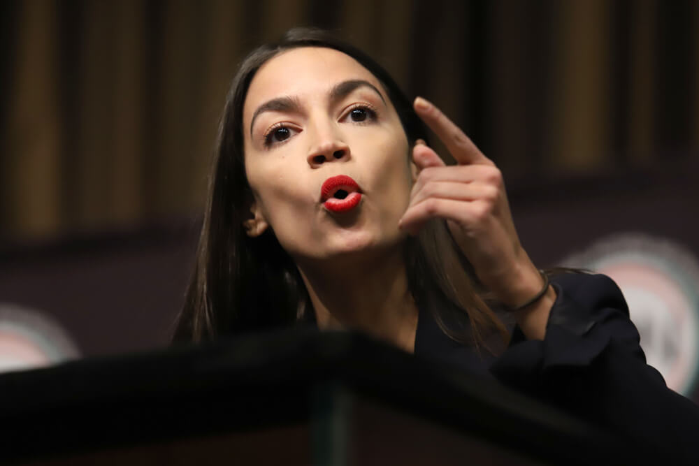 ‘Proud’ Dem AOC Skips Out on $250K Party ‘Dues,’ Starts Her Own PAC Instead