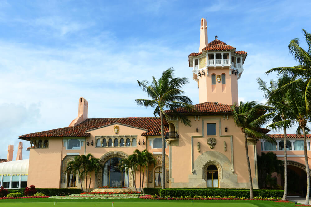 Former Canadian PM Roots for ‘Direct Hit on Mar-a-Lago’ by Hurricane Dorian