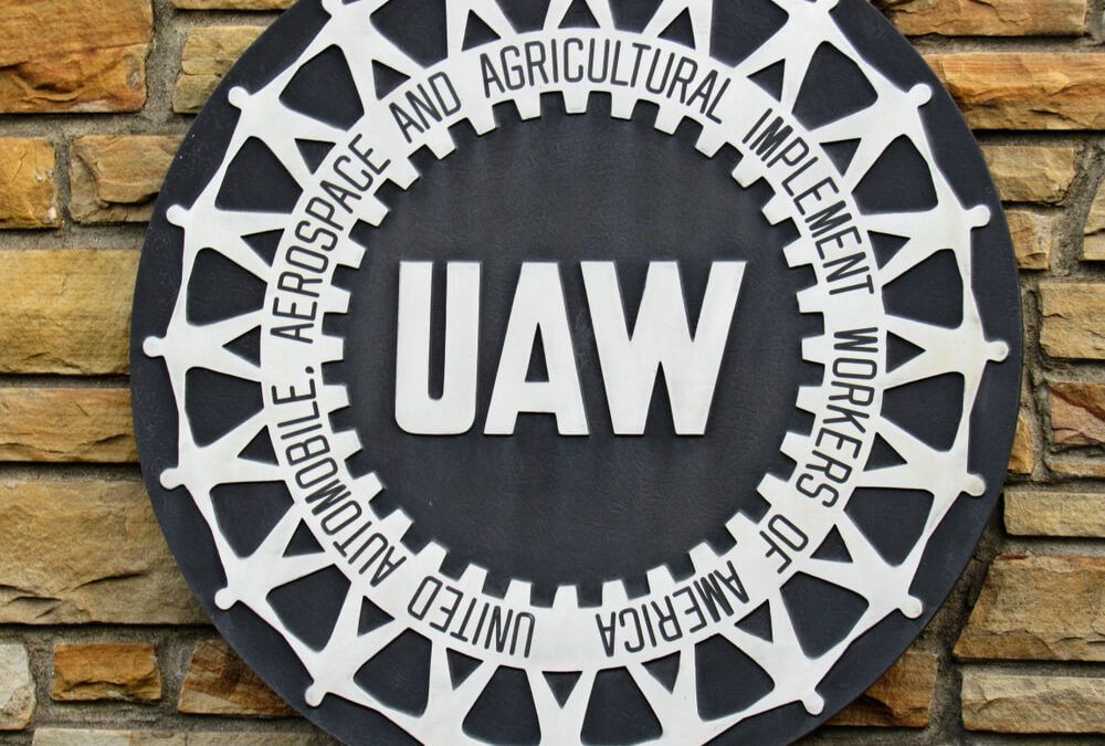 UAW Requests Two-Week Shutdown of Big 3 Auto Plants