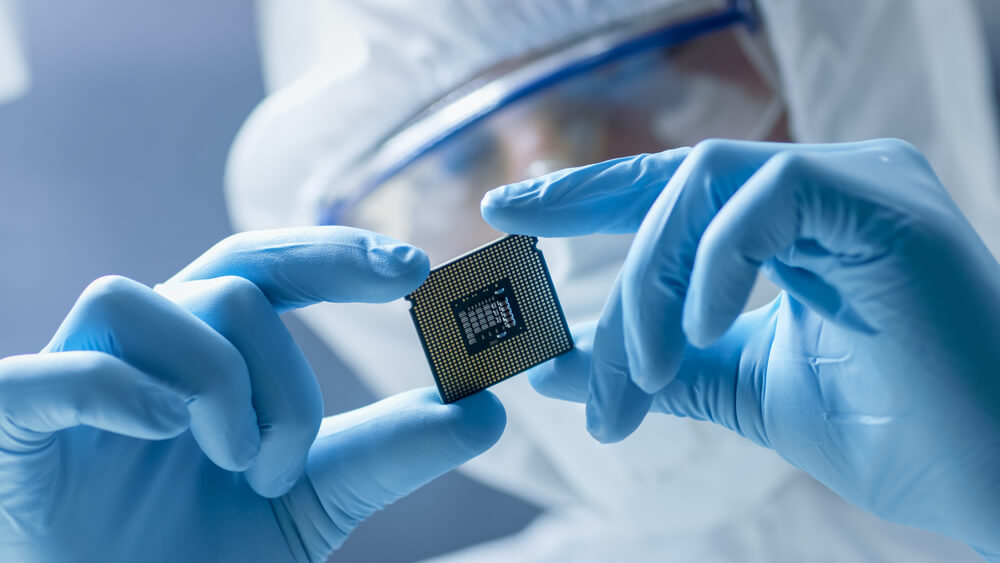 3 Semiconductor Stocks to Avoid in a Market Panic