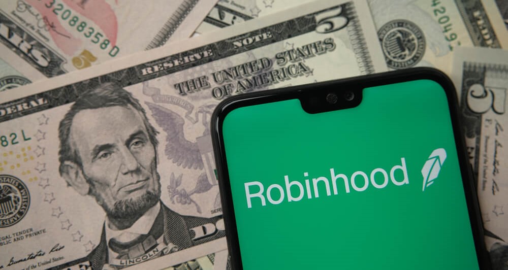 Invest in Robinhood IPO? Watch This First …