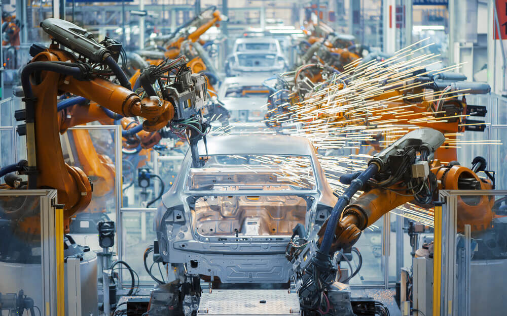 STLA Stock’s 24% Gain: 3 Green Zone Factors in Action