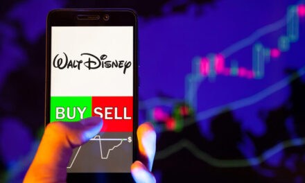 Disney stock rating DIS