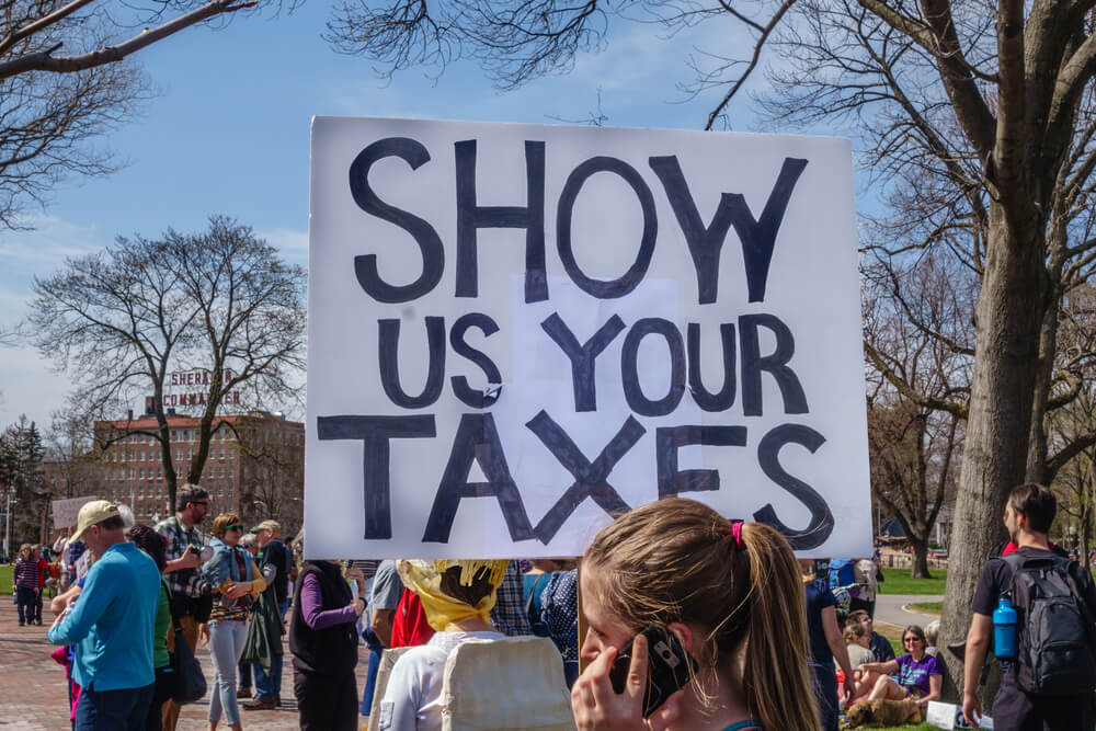 Democrats Eye Trump’s Tax Returns but Expect a Long Fight