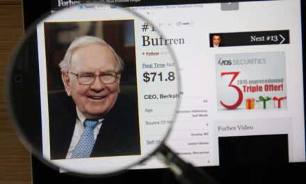 Warren Buffett economy Apple Buffett indicator