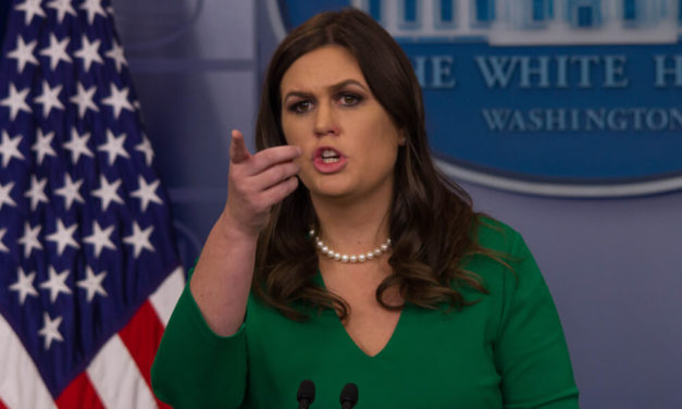 White House Says Congress Isn’t ‘Smart Enough’ to Assess Trump’s Tax Returns
