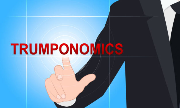 Trump Honors Arthur Laffer, Economist and ‘Trumponomics’ Co-Author