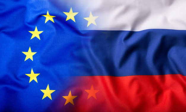 Macron Wants EU to Keep Russia in Check as Global Tensions Mount