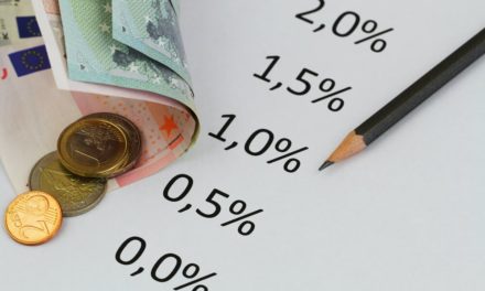 Federal Reserve hurts savers by cutting interest rates Leon Cooperman Closing Bell