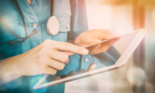 Buy This “Strong Bullish” Retail Stock With Solid Payouts